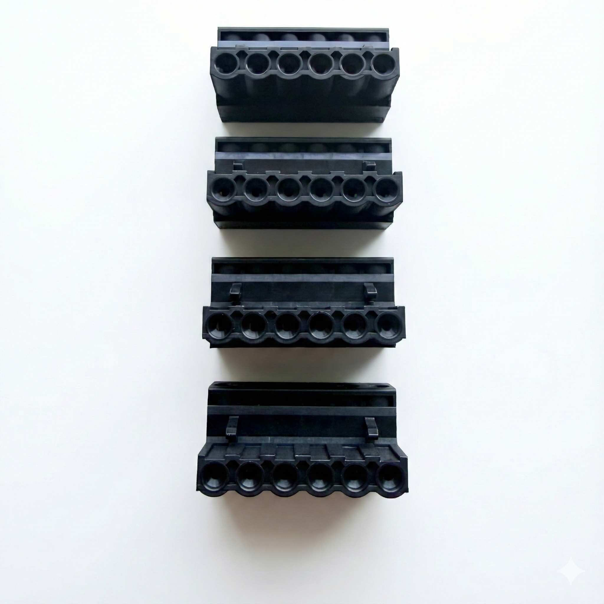 Phoenix Speaker Terminals in Black for AC650