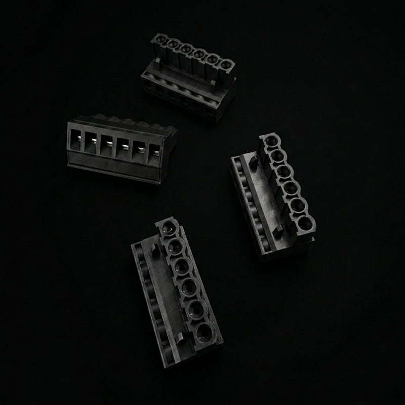 Phoenix Speaker Terminals in Black for AC650
